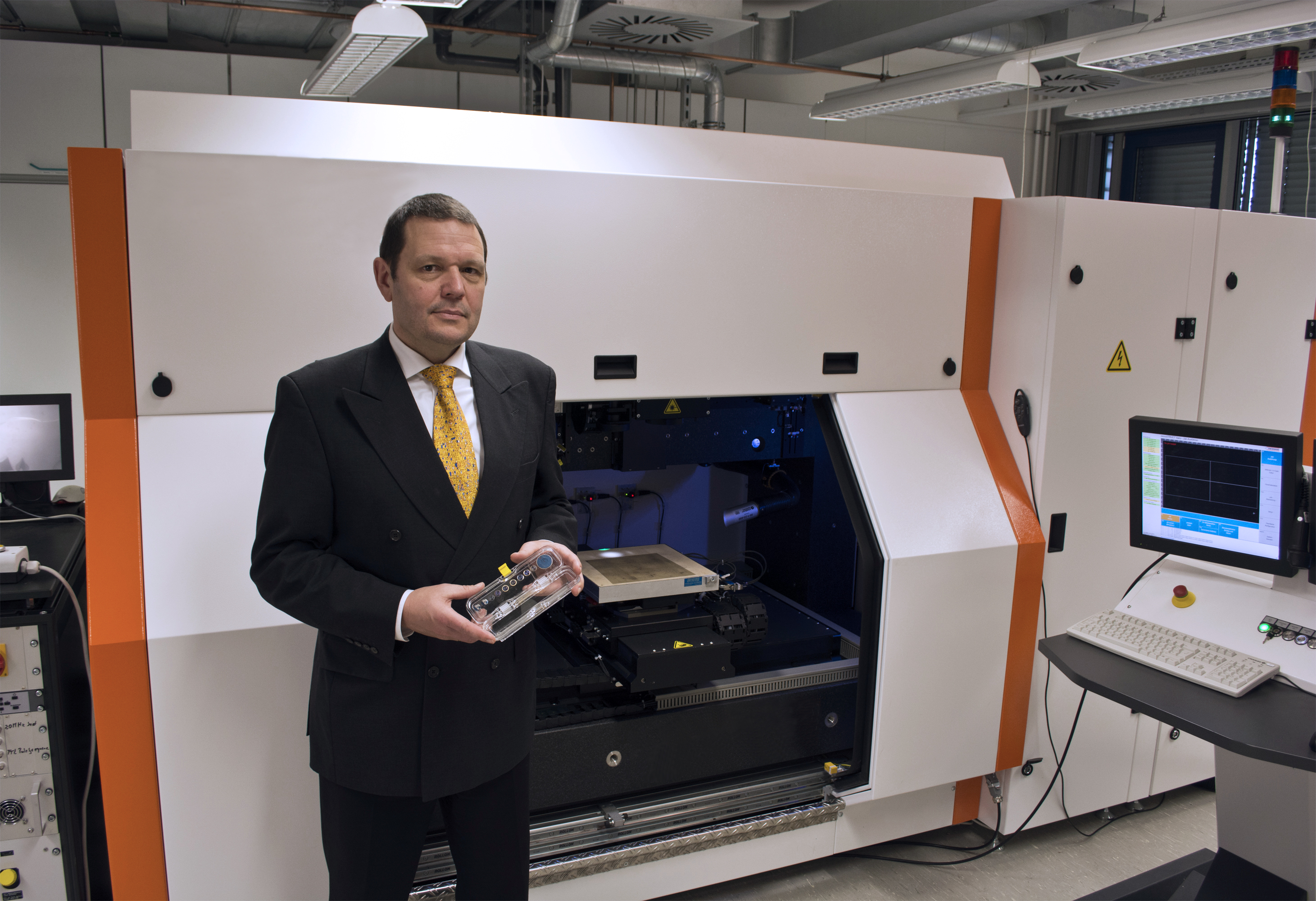 Dr. Udo Klotzbach heads the newly established IWS business unit “Microtechnology“