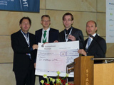 Von links: Professor Schmidt (Chair of Photonic Technologies), Professor Vollertsen (Schatzmeister der WLT), Dr. Lütke (Preisträger), Professor Zäh (Präsident der WLT)