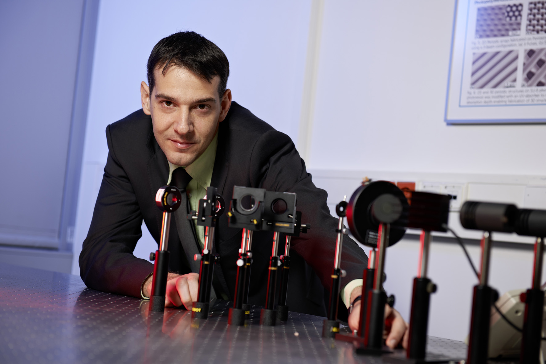 Neuer Professor für Laserstrukturierung in der Fertigungstechnik, Dr. Andrés F. Lasagni
