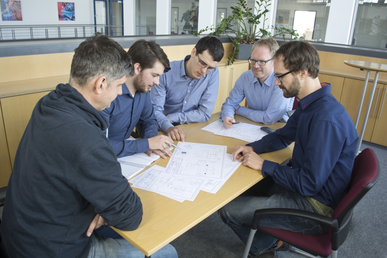 Gemeinsame Konzeptions- und Planungsphase im Team in enger Abstimmung mit dem Projektpartner. 