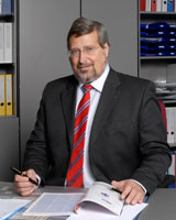 Executive Director Prof. Dr. Eckhard Beyer