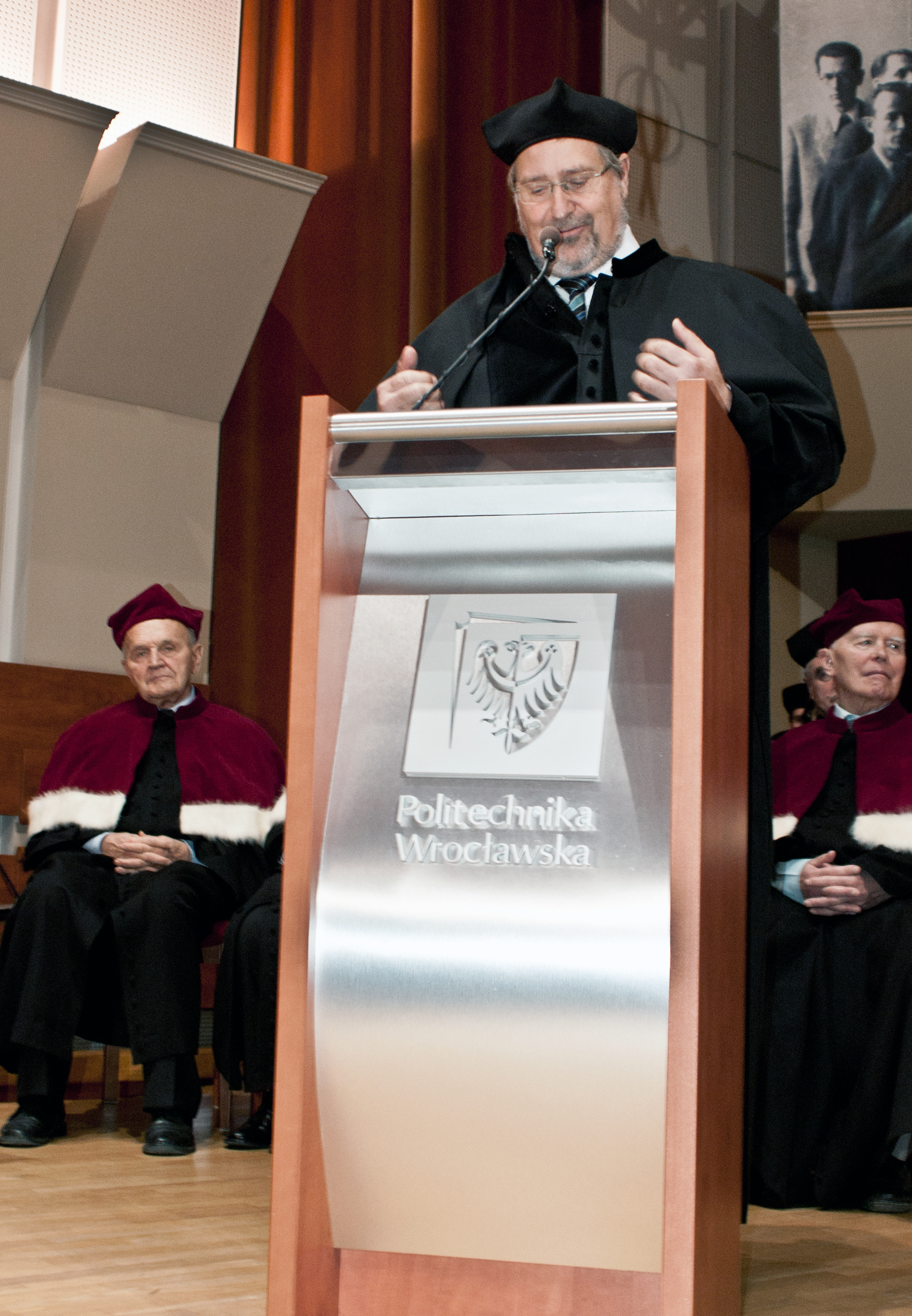 Prof. Dr.-Ing. habil. Eckhard Beyer during his acceptance speech