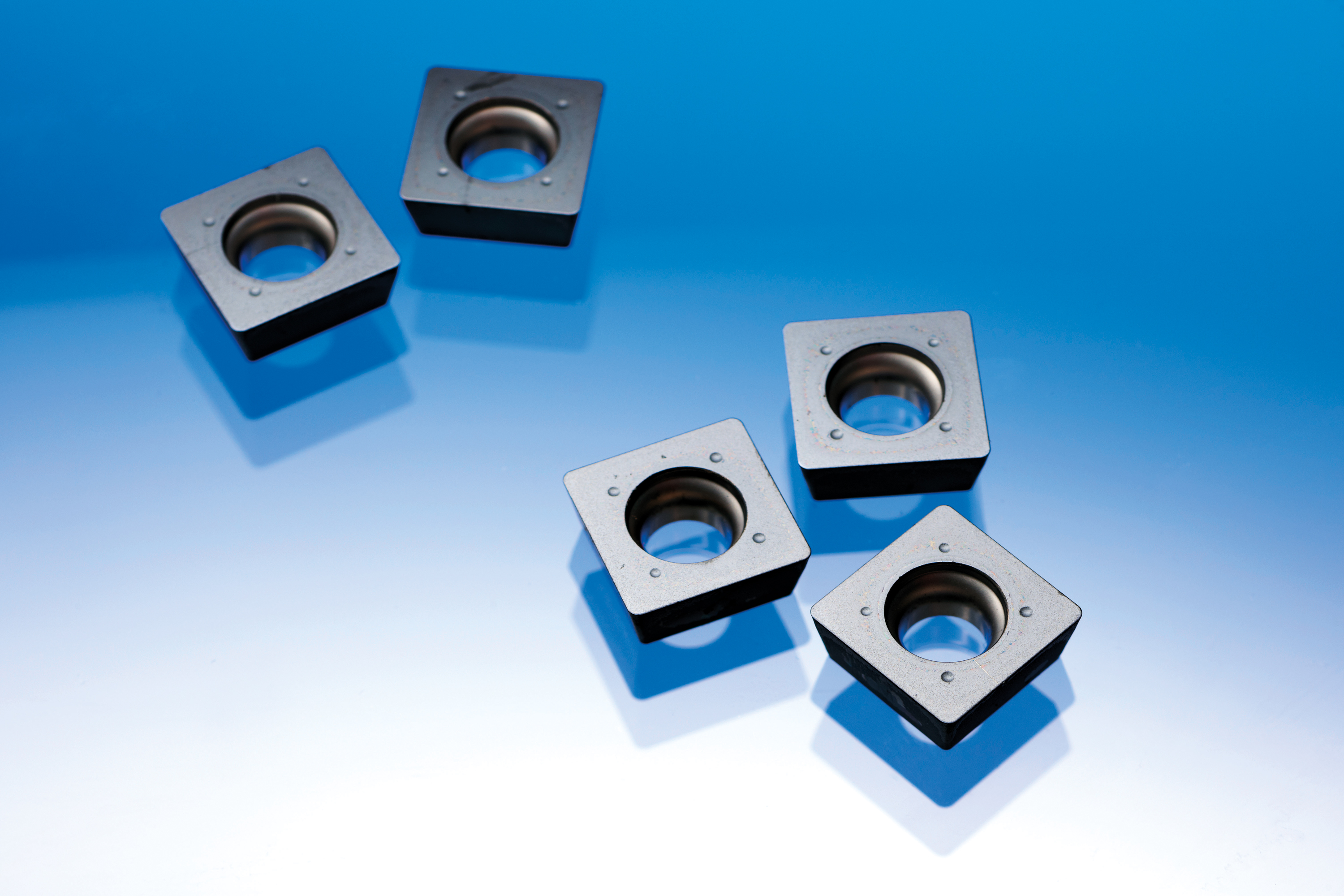 Coated indexable insert