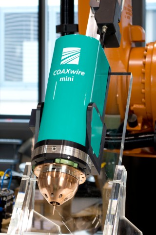 Die COAXwire mini ermöglicht die Herstellung filigraner Bauteiler mittels feinen Schweißdrähten.